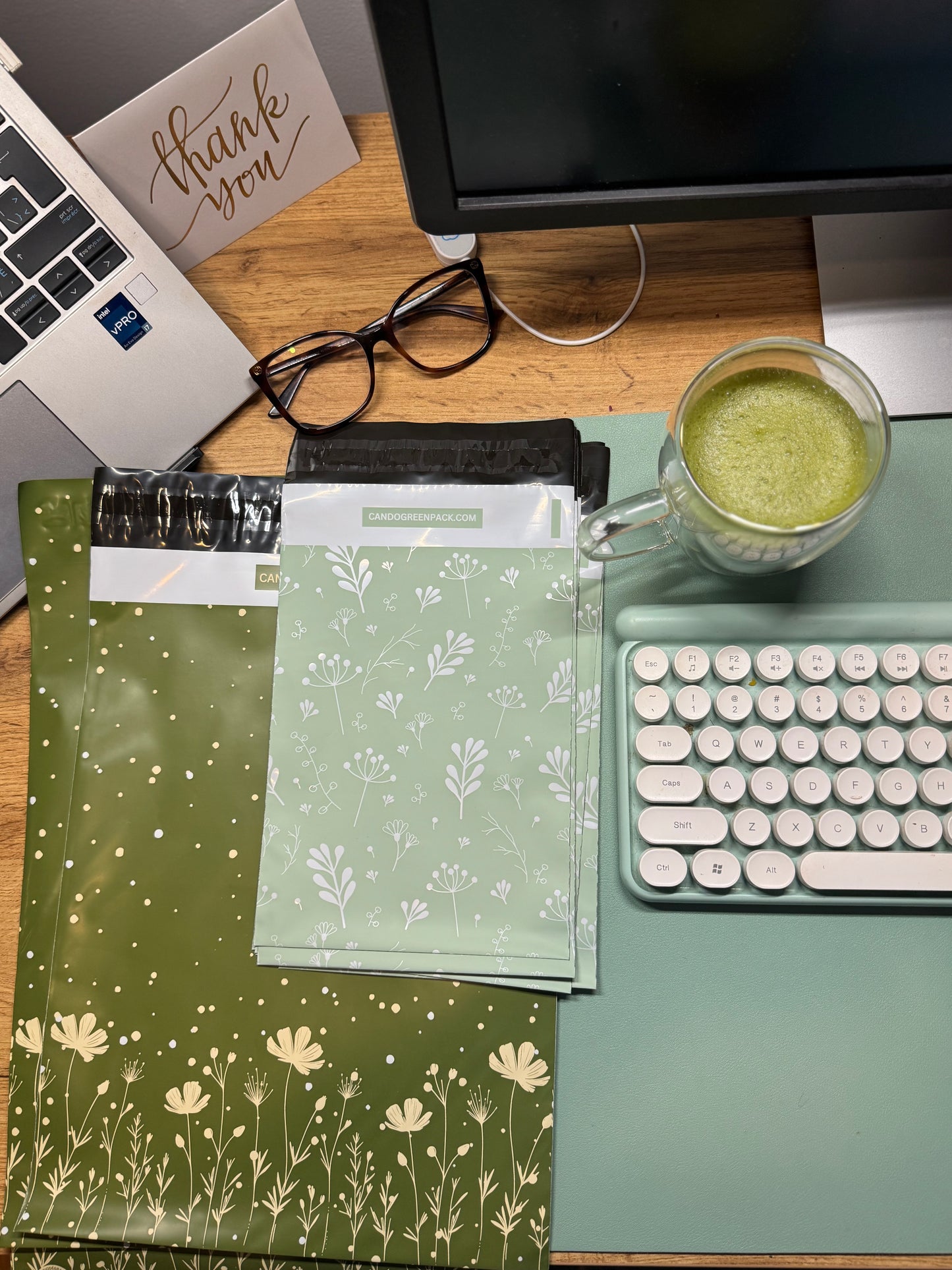 Botanic Bloom Biodegradable Mailers 10" x 13"